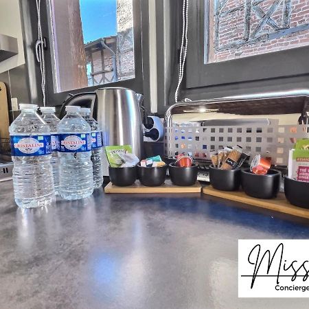 "La Fenetre Sur Le Marche" De Miss.K Conciergerie Apartment ชาตีลง-ซูร์-ชาลาโรนน์ ภายนอก รูปภาพ