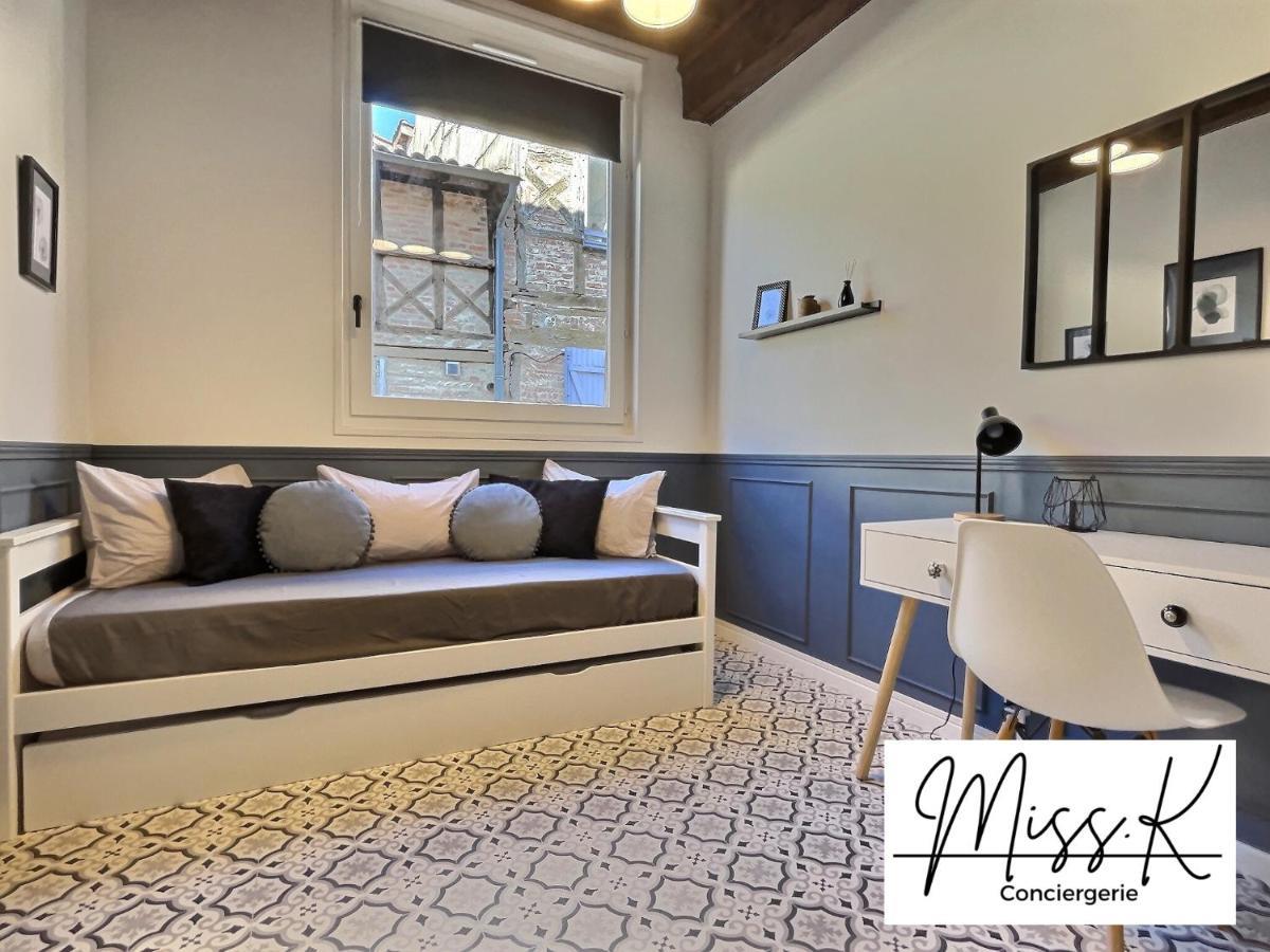 "La Fenetre Sur Le Marche" De Miss.K Conciergerie Apartment ชาตีลง-ซูร์-ชาลาโรนน์ ภายนอก รูปภาพ